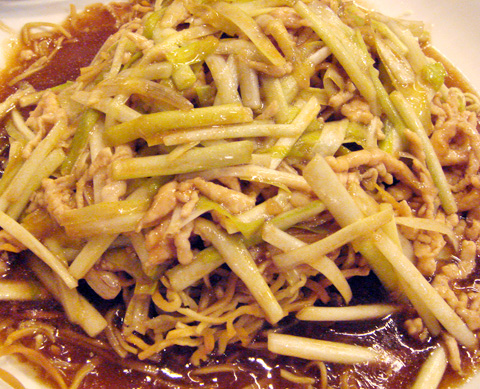 Pan-Fried Noodles with Garlic Chives and Pork