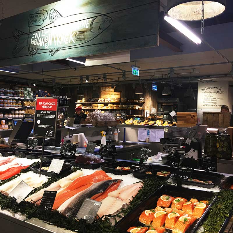 Marqt Gourmet Grocery Store in Amsterdam / Celia Sin-Tien Cheng